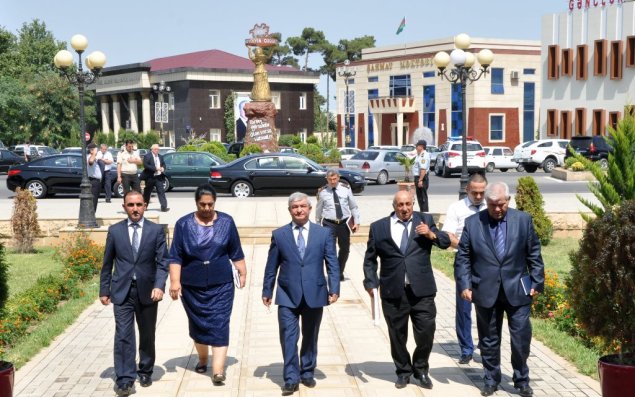 İcra başçısına korrupsiya ittihamı   - Şok faktlar