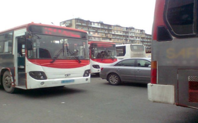 4 sərnişin avtobusu cərimə meydançasına aparıldı