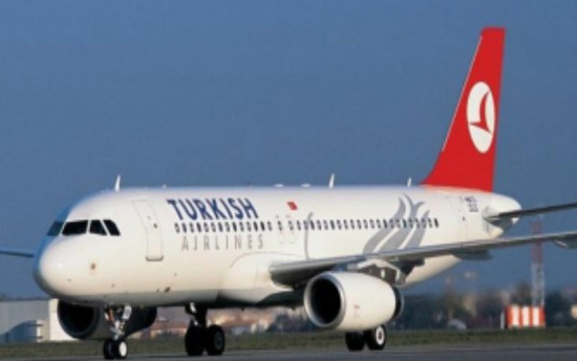 İstanbul-Bakı aviareysi təxirə salındı