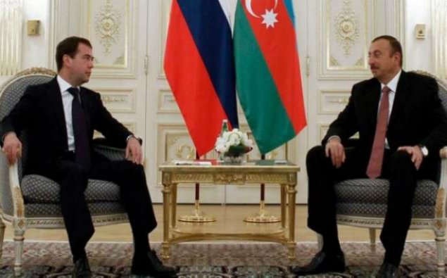Azərbaycan prezidenti və Rusiya baş naziri arasında görüş başladı