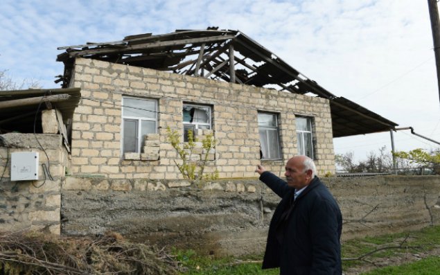 Cəbhədə dağılmış evlərin sakinlərinə yardım veriləcək