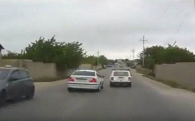 Bakıda ölümünə susamış daha bir sürücü   - VİDEO