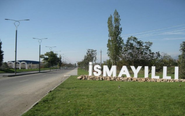 Su basan ərazilər dezinfeksiya edilir