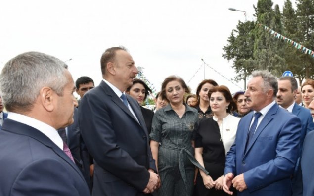 Prezidentin nardaranlılarla zarafatı   — VİDEO