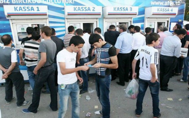 “Qarabağ”ın oyunundan qabaq növbəti “qara bazar”   - “30 bilet birdən satılır”