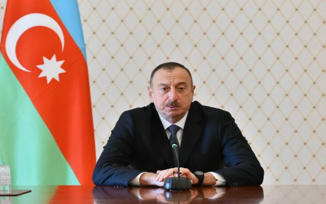 İlham Əliyev Qurbanqulu Berdiməhəmmədovu təbrik edib