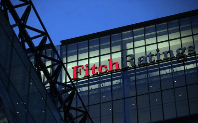 “Fitch” bu ölkədə 18 bankın kredit reytinqini aşağı saldı