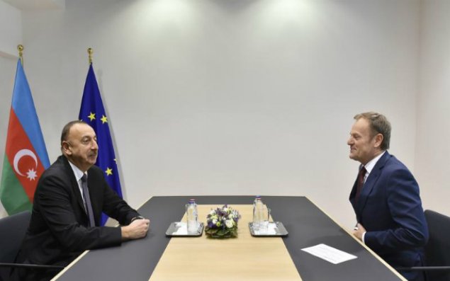 Prezident Donald Tusk ilə görüşdü - FOTO