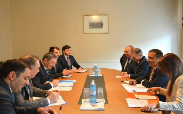 Azərbaycanla Fələstin XİN-i arasında siyasi məsləhətləşmələr keçirildi