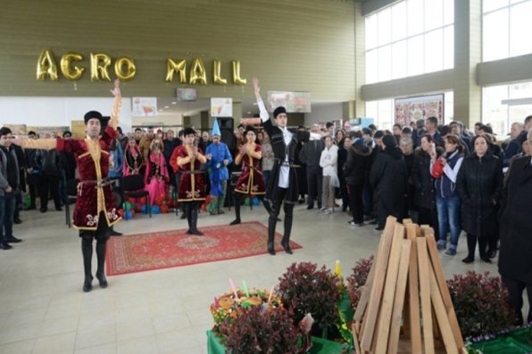 Nəsimi rayonunda yeni loqistika mərkəzi - Yaşıl market istifadəyə verildi