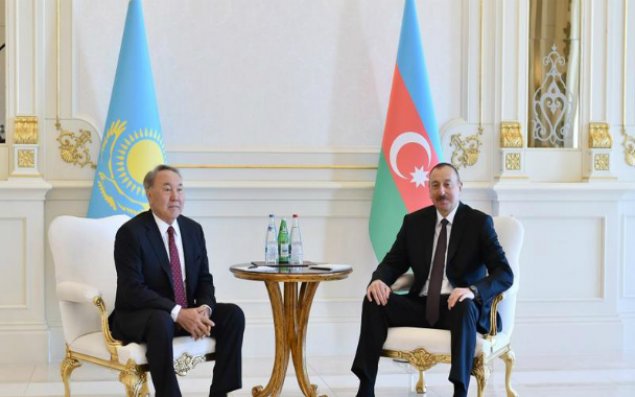 İlham Əliyev və Nursultan Nazarbayev görüşdü - FOTO