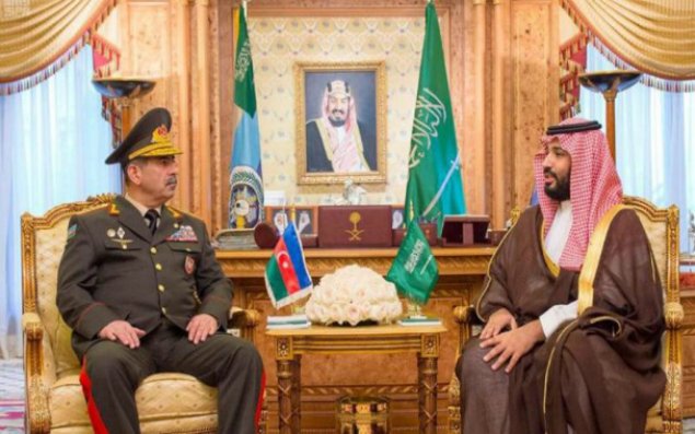 Azərbaycanla Səudiyyə Ərəbistanı arasında hərbi-texniki əməkdaşlıq məsələləri müzakirə olundu - FOTO