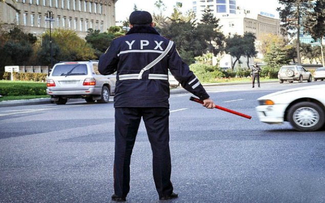 Yol Polisi qanunsuz sərnişin daşıyanlara qarşı hərəkətə keçir