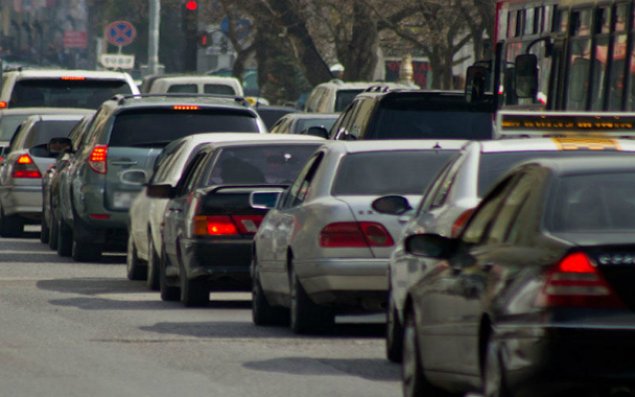 Bakıda avtomobil sıxlığı bir çox xəstəliklərə yol açır