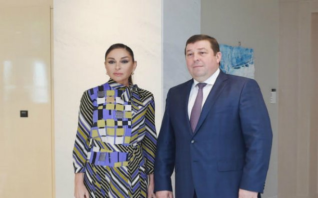 Mehriban Əliyeva Pyotr Qlıboçko ilə görüşdü