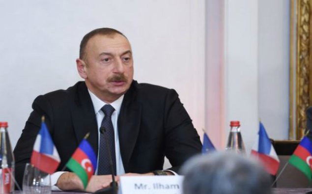İlham Əliyev və birinci vitse-prezident forumda iştirak edir