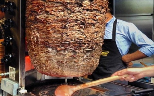 Azərbaycanda dönərçi faciəvi şəkildə öldü