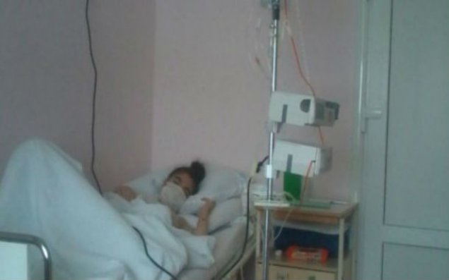 Gələcəyin həkimi olacaq 22 yaşlı gənc tələbəni xilas edək! – FOTO