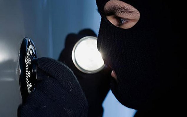 Azərbaycanda daha bir kuryoz hadisə: İcra Hakimiyyətindən 5 kondisioner oğurlandı