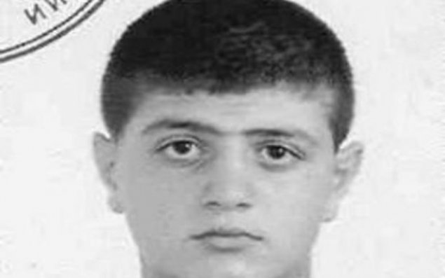 Azyaşlı qızı zorlayan azərbaycanlı axtarışa verildi