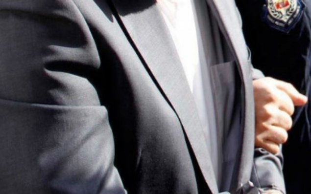 Türkiyədə baş nazirin müşaviri və xanımı saxlanıldı