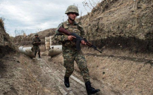 Ermənistanda hərbi hissədə partlayış: üç əsgər yaralandı