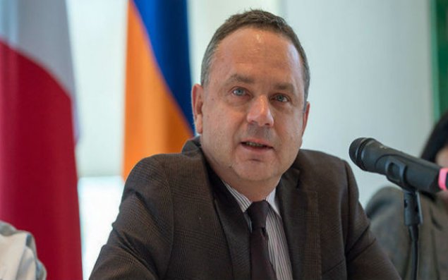 Fransa Azərbaycan və Ermənistan prezidentlərini dialoqa səslədi