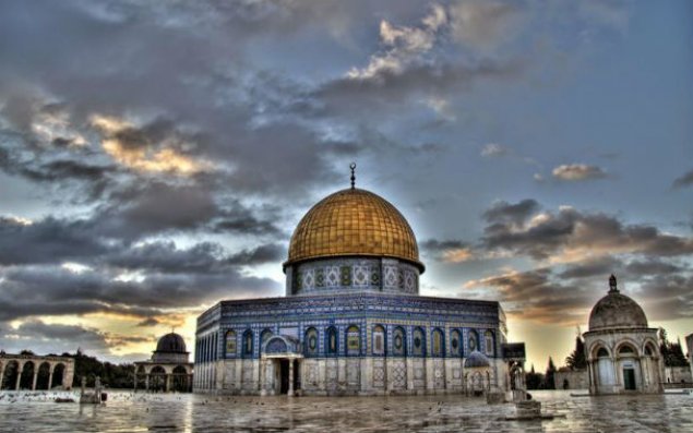 Müsəlmanların ilk qibləsi bağlandı