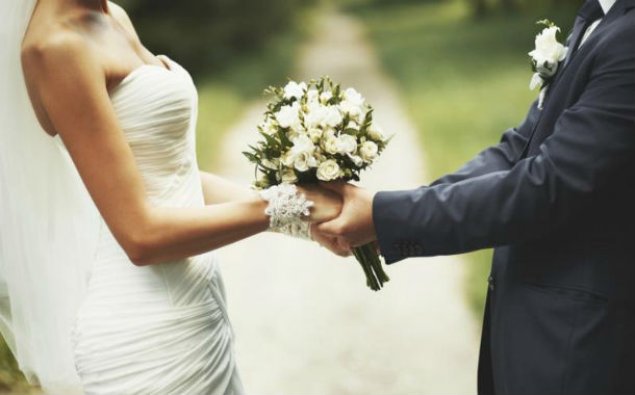 8 cütlük evlənməkdən İMTİNA ETDİ - SƏBƏB
