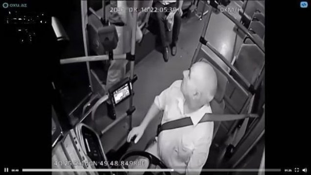 Bakıda avtobus sürücüsünə silah çəkən şəxs həbs edildi – VİDEO
