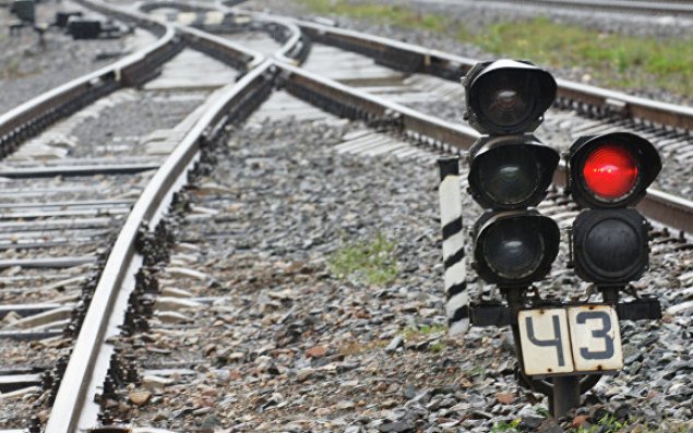 Bakıda yük qatarı sərxoş kişini vurub