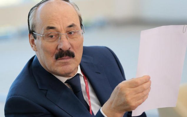 Dağıstan lideri istefa verdi
