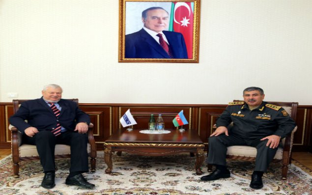 Zakir Həsənov Kaspşik ilə cəbhədəki durumu müzakirə etdi