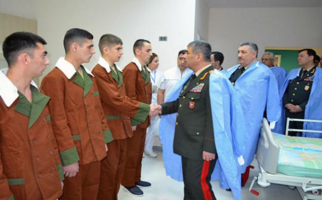 Zakir Həsənov hərbi hospitalda - Fotolar