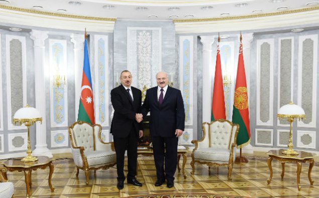  Lukaşenko: 