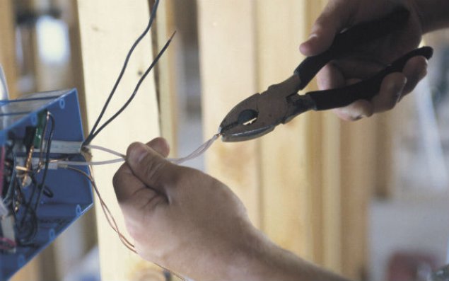 Goranboyda 2 nəfəri elektrik cərəyanı vurub