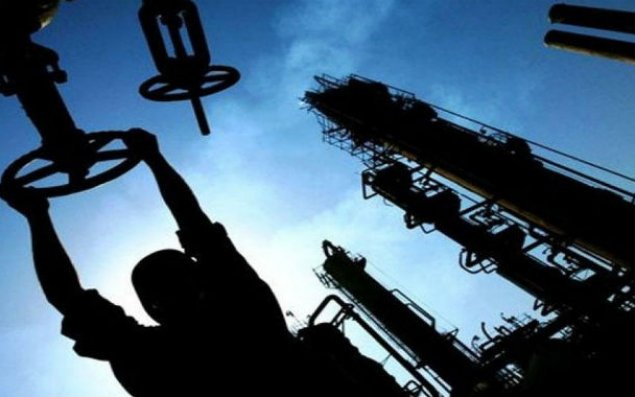 “Brent” neftinin qiyməti 54 dollardan aşağı düşüb