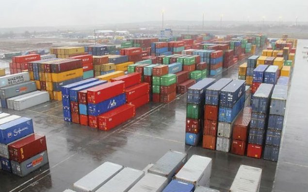 Gürcüstan üzərindən tranzit yük daşımaları azalıb