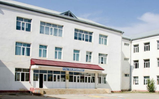 Məktəb müəllimin şagirdi döyməsi xəbərinə münasibət bildirib
