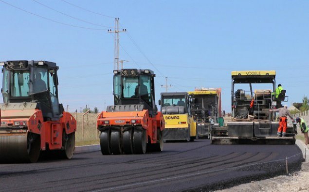 Səbaildə avtomobil yollarının yenidən qurulması üçün 2,45 milyon manat ayrıldı
