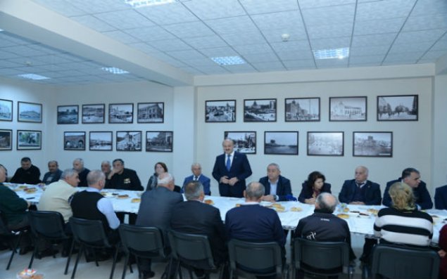 Nəsimi rayon İcra Hakimiyyətində Çernobıl əlilləri ilə görüş keçirildi – FOTO 