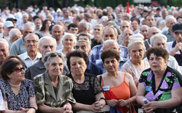 Ermənistanda doğulanların sayı azalıb, ölənlərin sayı artıb