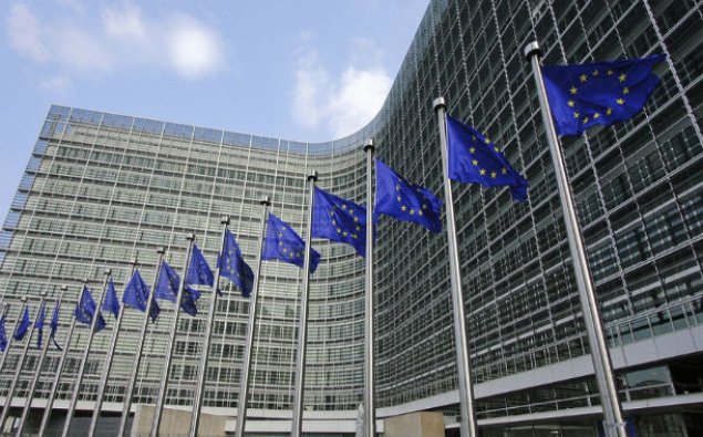Avropa Komissiyası İtaliyaya qarşı sanksiyanın tətbiqinə tərəfdardır