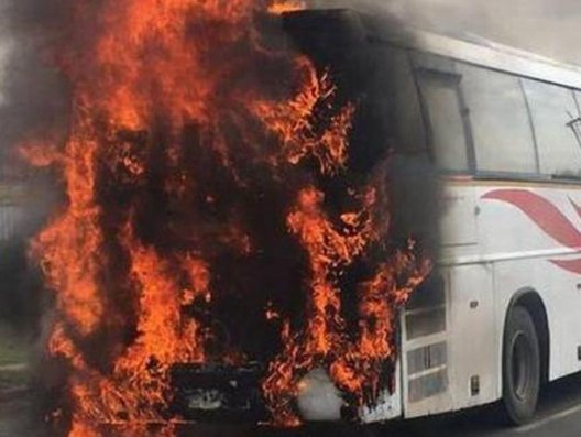 Azərbaycanlı zəvvarların İranda yanan avtobusu ilə bağlı AÇIQLAMA
