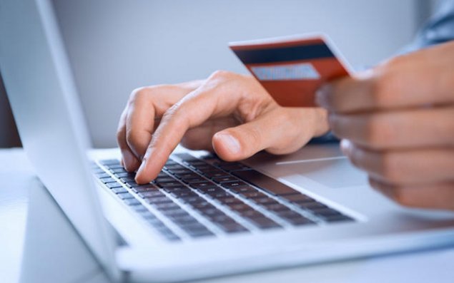 Ölkədəki elektron ödənişlərin həcmi 130 milyard manatı keçib