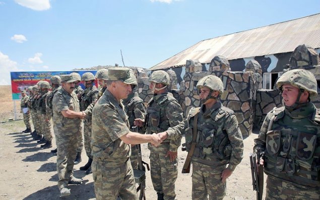 Cəbhə xəttində yerləşən bölmələrin qış mövsümünə hazırlığı yoxlanıb – FOTO