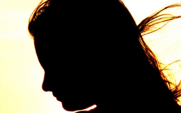 Gəncədə uşağını bağçadan götürməyə gedən gənc qadın itkin düşüb