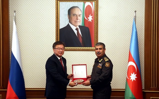 Zakir Həsənov Rusiyanın Baş hərbi prokuroru ilə görüşüb