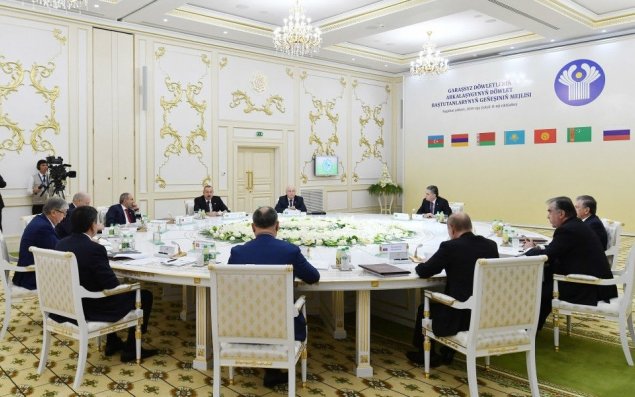 Prezident Aşqabadda MDB Dövlət Başçıları Şurasının iclasında çıxış edib - FOTO