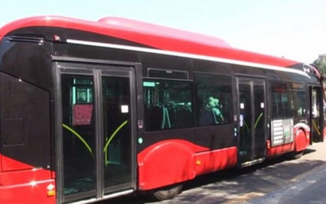 Paytaxtda marşrut avtobuslarının hərəkətində çətinlik yaranıb